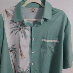 ALOHAS Mint Green and White Tropical Shirt